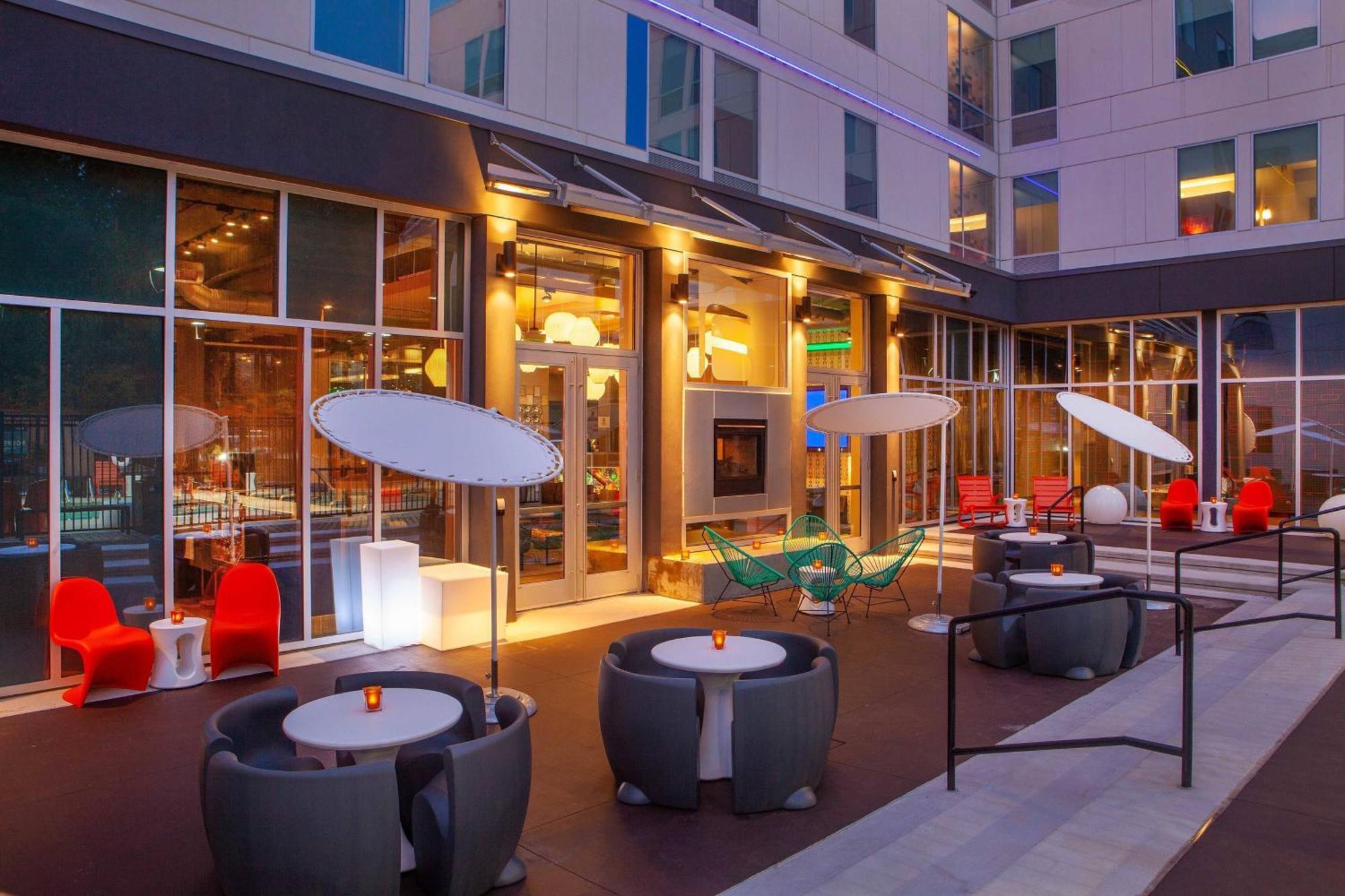 Aloft Alpharetta Hotel Exterior photo